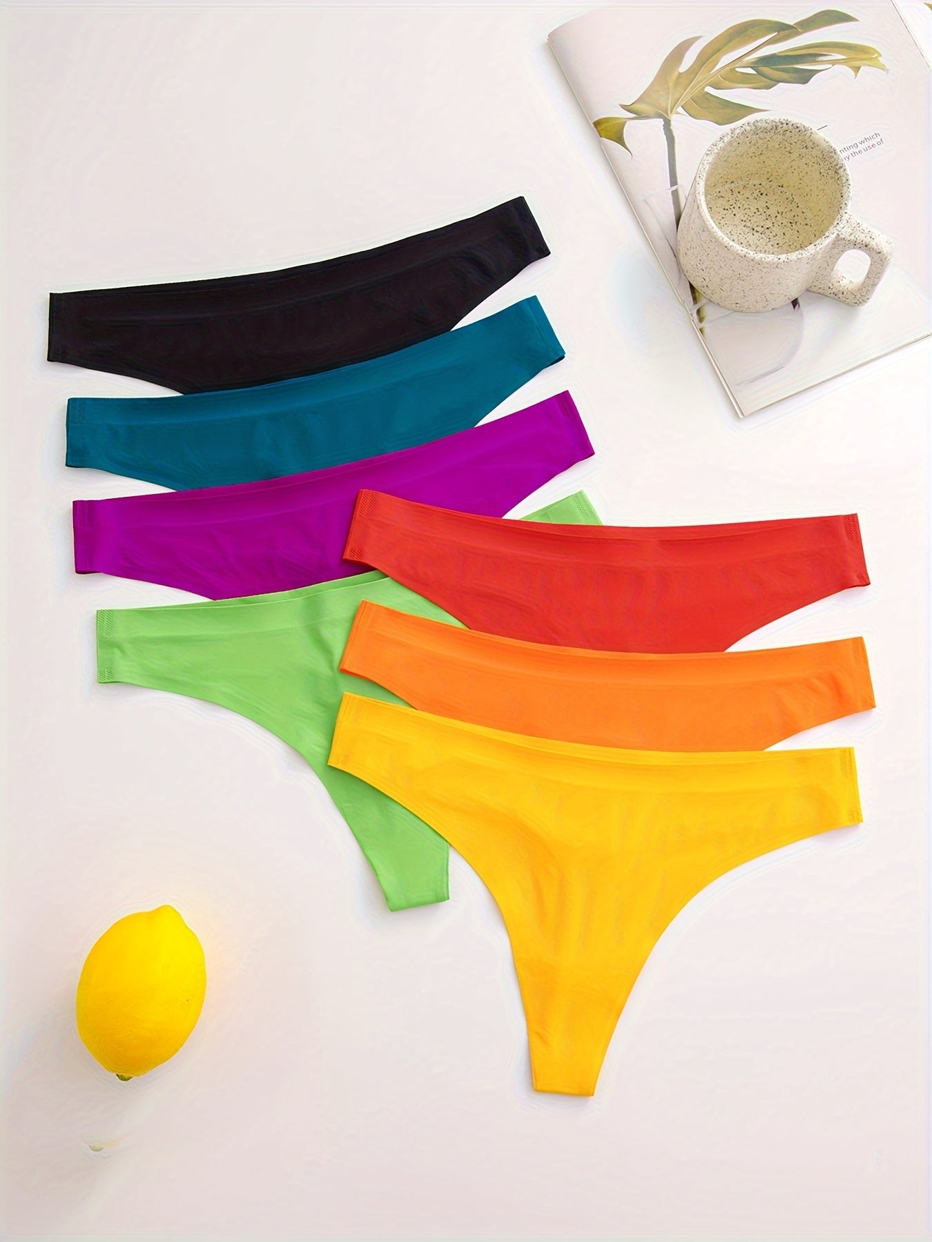 Seven-Pack Thin Breathable Comfortable Seamless Low-Rise Thong Panties